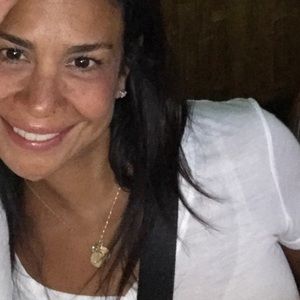 Meet your Posher, Robin